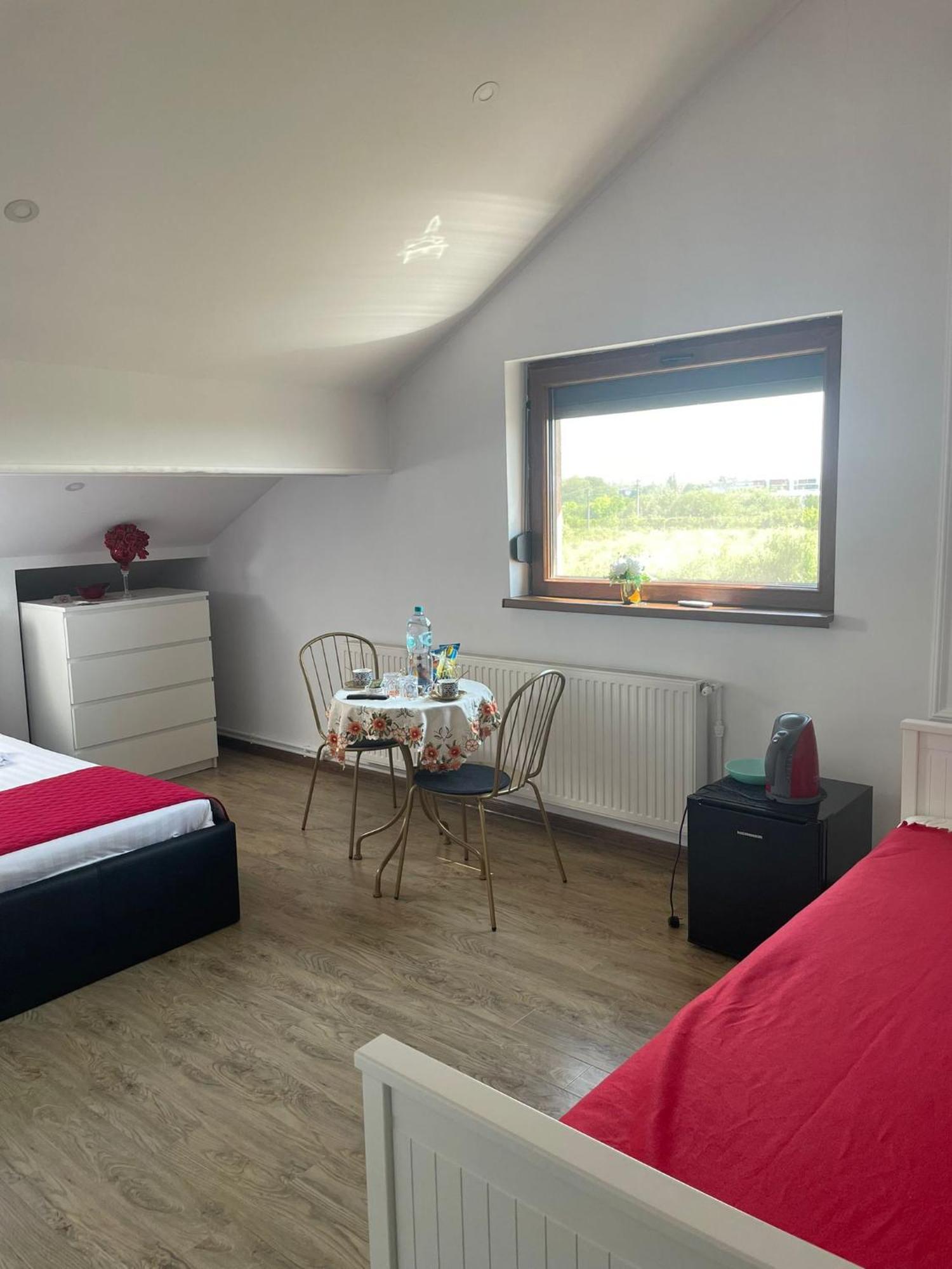 Ami Residence Bucharest Airport&Therme&Parking Otopeni Extérieur photo