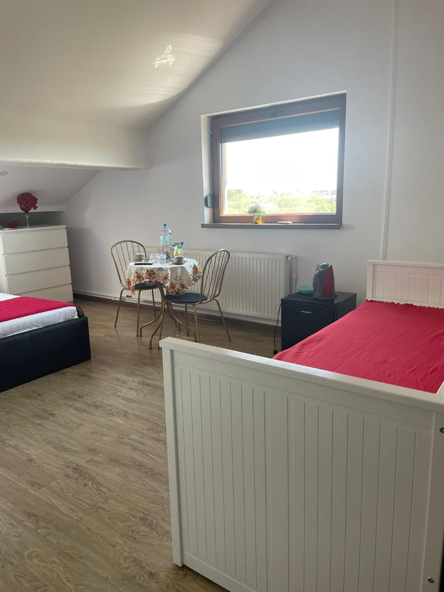Ami Residence Bucharest Airport&Therme&Parking Otopeni Extérieur photo